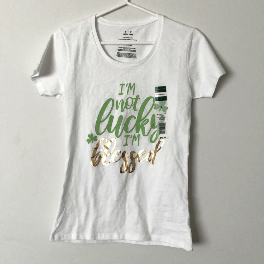Women’s white T shirt